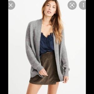 Cozy NWT Abercrombie & Fitch cardigan!